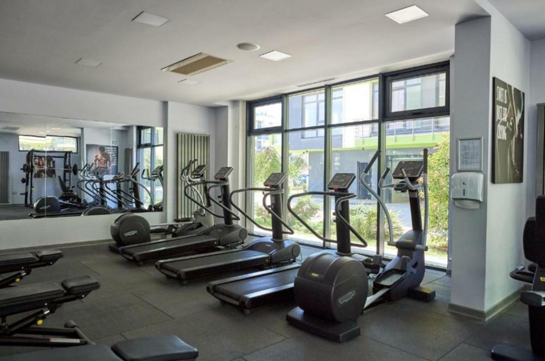 Alezzi Luxury Apartment Spa Resort Piscina Incalzita Sauna Parking นาโวดาริ ภายนอก รูปภาพ